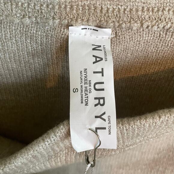 NWT Naturyl by Niykee Heaton Sand Ribbed Knit Lounge Pants Super Soft Size Small - Picture 3 of 5